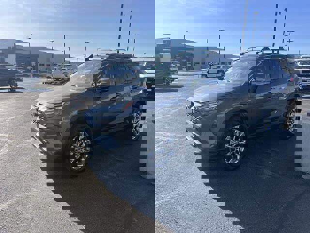 Used 2023 Toyota RAV4 XLE Premium image 1