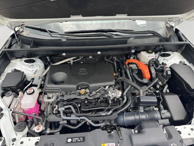 Used 2024 Toyota RAV4 XLE AWD/4WD image 27