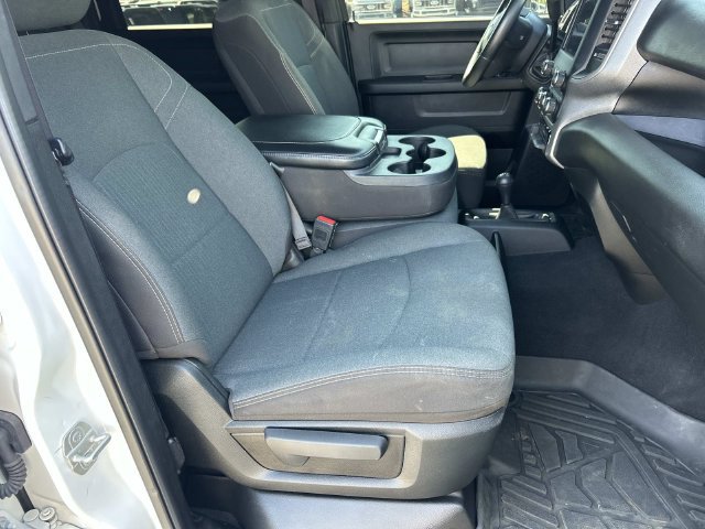 Used 2024 RAM 2500 Tradesman w/ Chrome Appearance Group AWD/4WD image 28