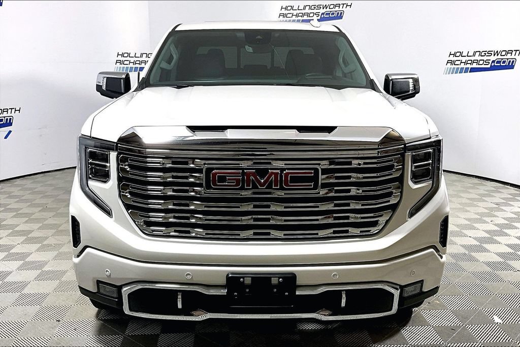 Used 2024 GMC Sierra 1500 Denali AWD/4WD image 2