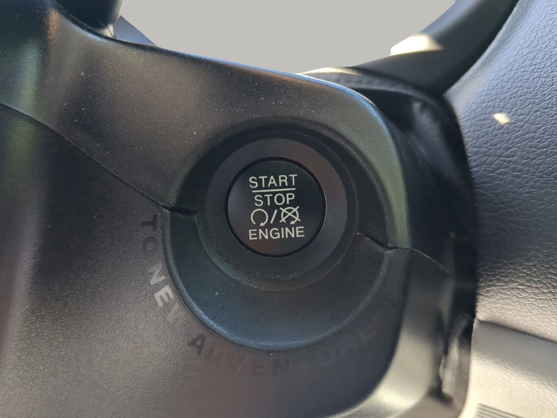 Used 2018 Jeep Renegade Latitude image 58