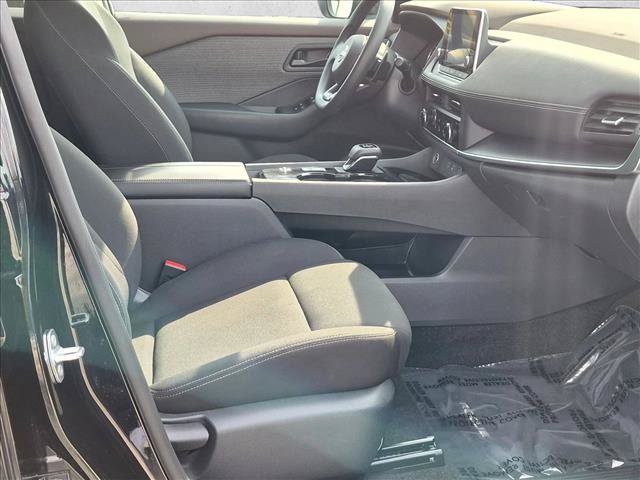 Used 2023 Nissan Rogue S FWD image 19