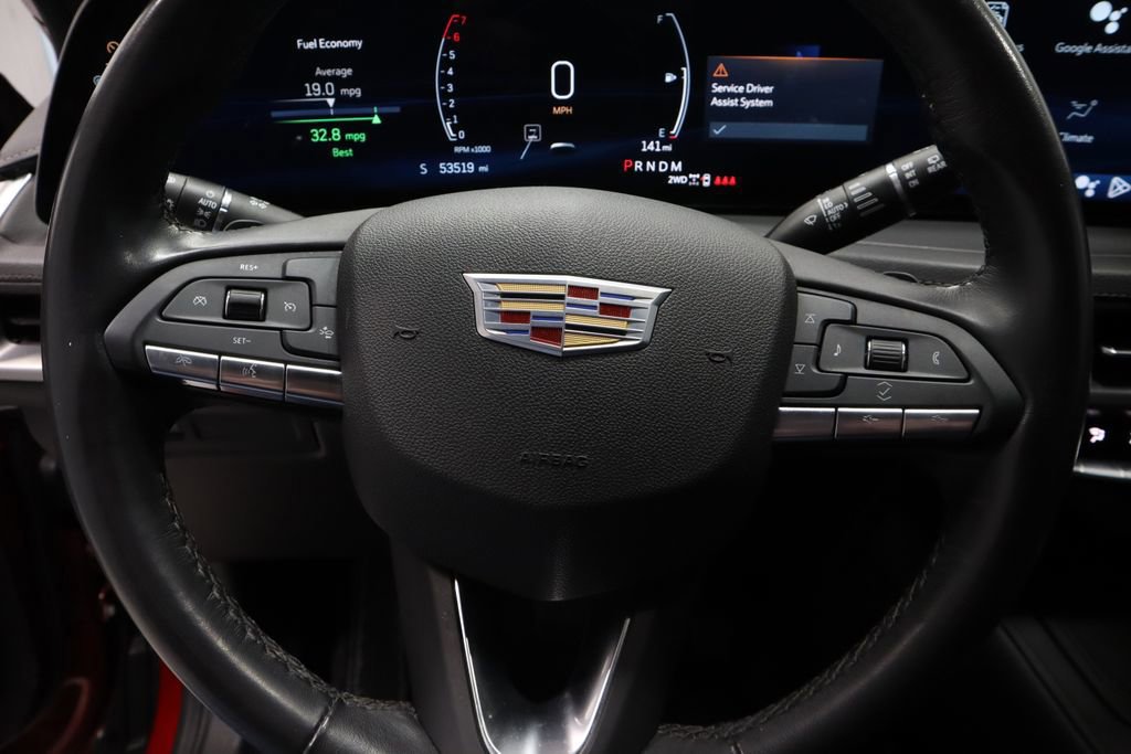 Used 2024 Cadillac XT4 Premium Luxury image 33
