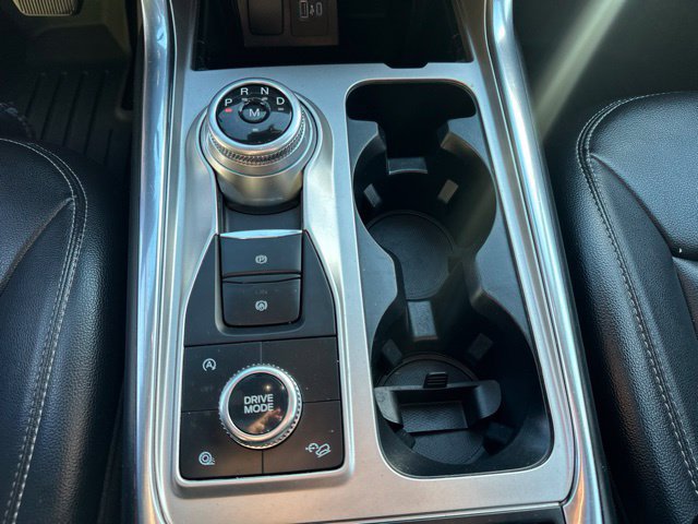 Certified 2020 Ford Explorer XLT w/ Equipment Group 202A AWD/4WD image 37