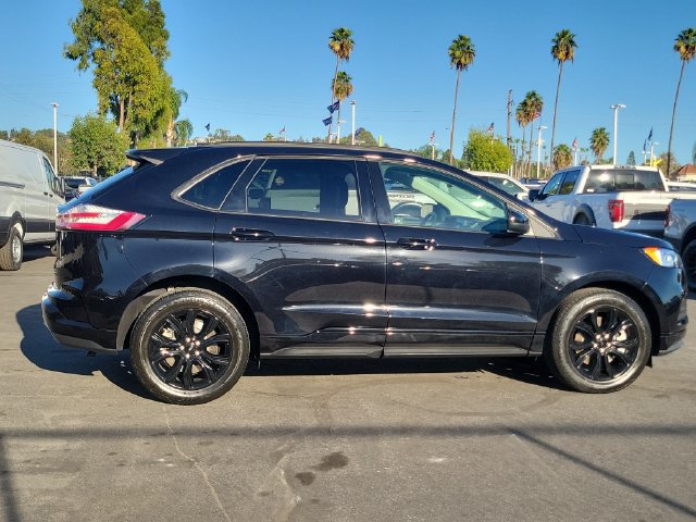 Certified 2024 Ford Edge SE w/ Black Appearance Package AWD/4WD image 33