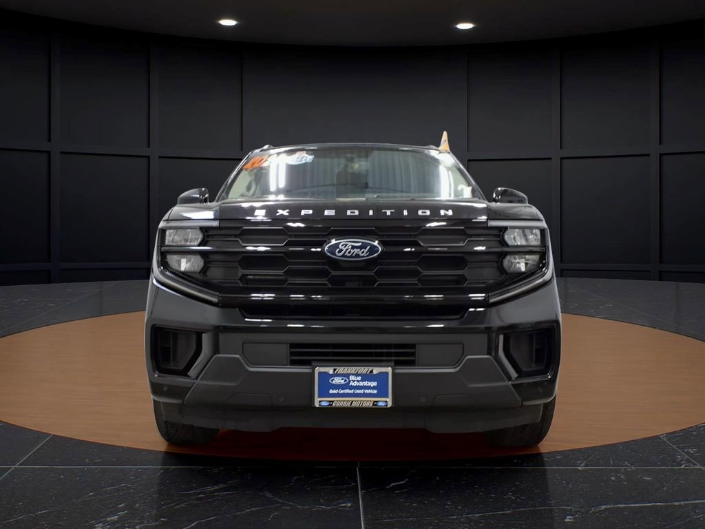 Certified 2025 Ford Expedition Max Active AWD/4WD image 2