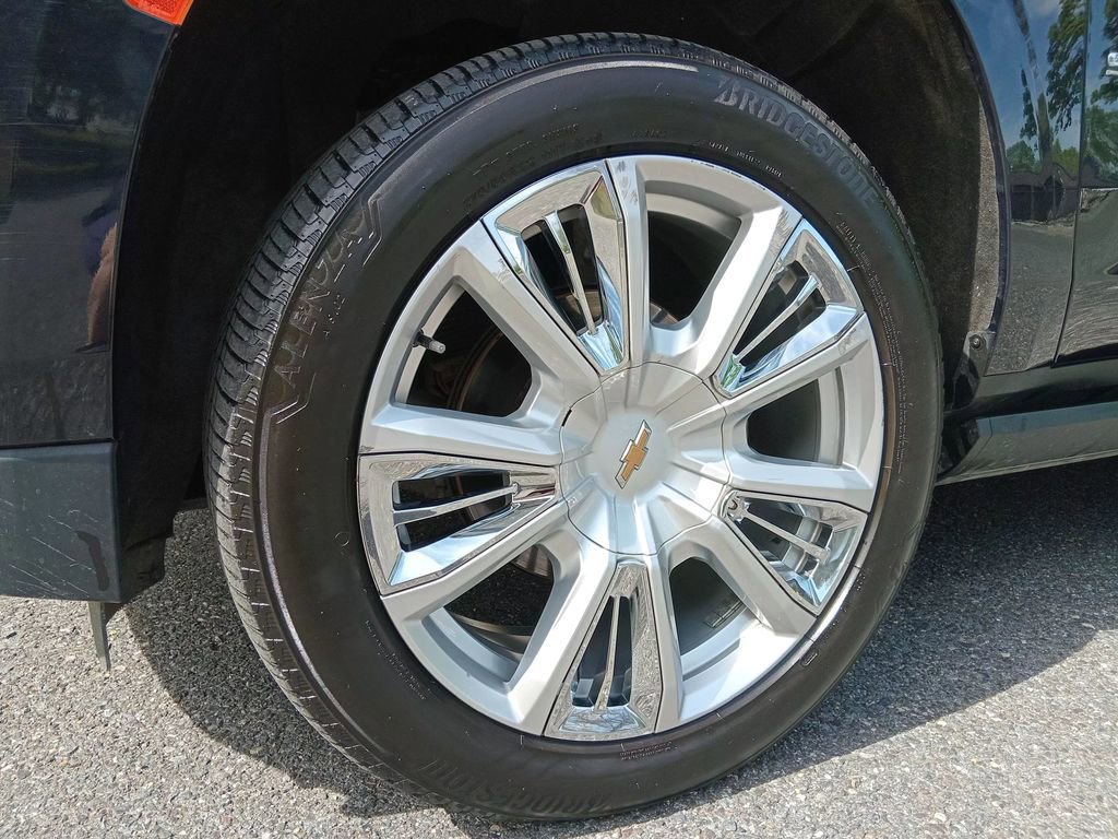 Used 2021 Chevrolet Suburban High Country image 12