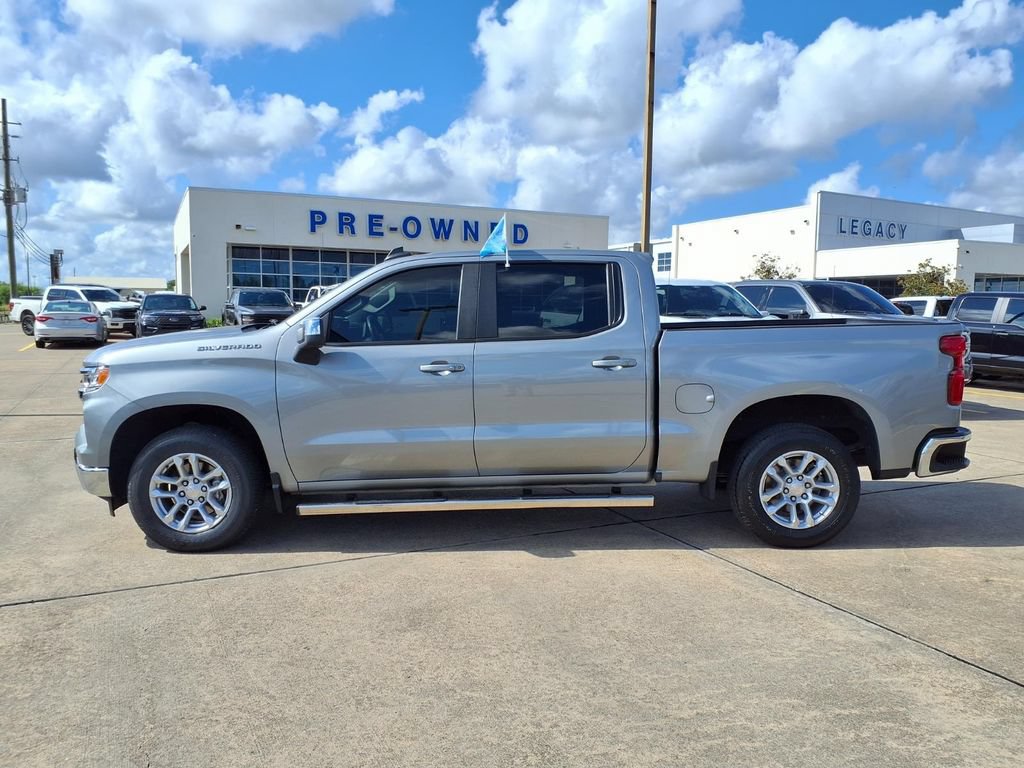 Used 2023 Chevrolet Silverado 1500 LT w/ Protection Package RWD image 3