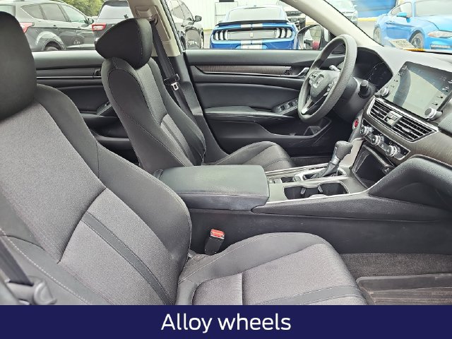 Used 2018 Honda Accord EX image 11