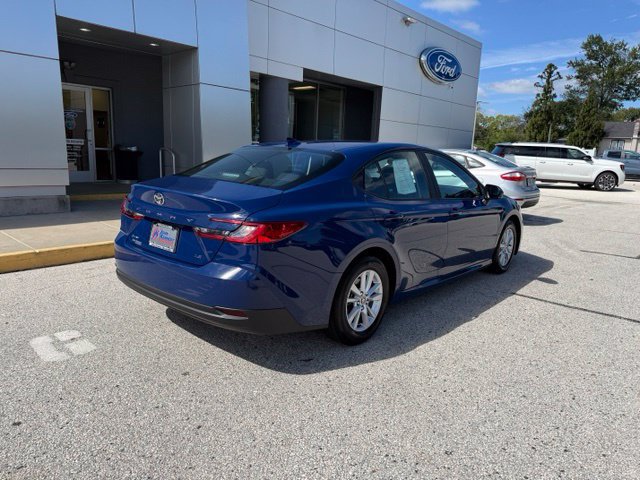 Used 2025 Toyota Camry LE FWD image 14