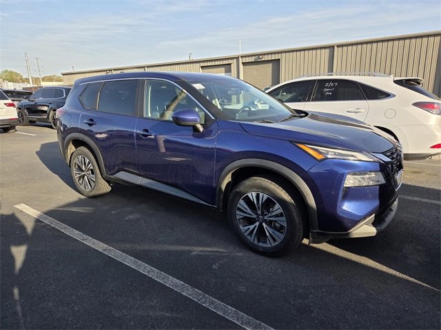 Used 2023 Nissan Rogue SV image 6