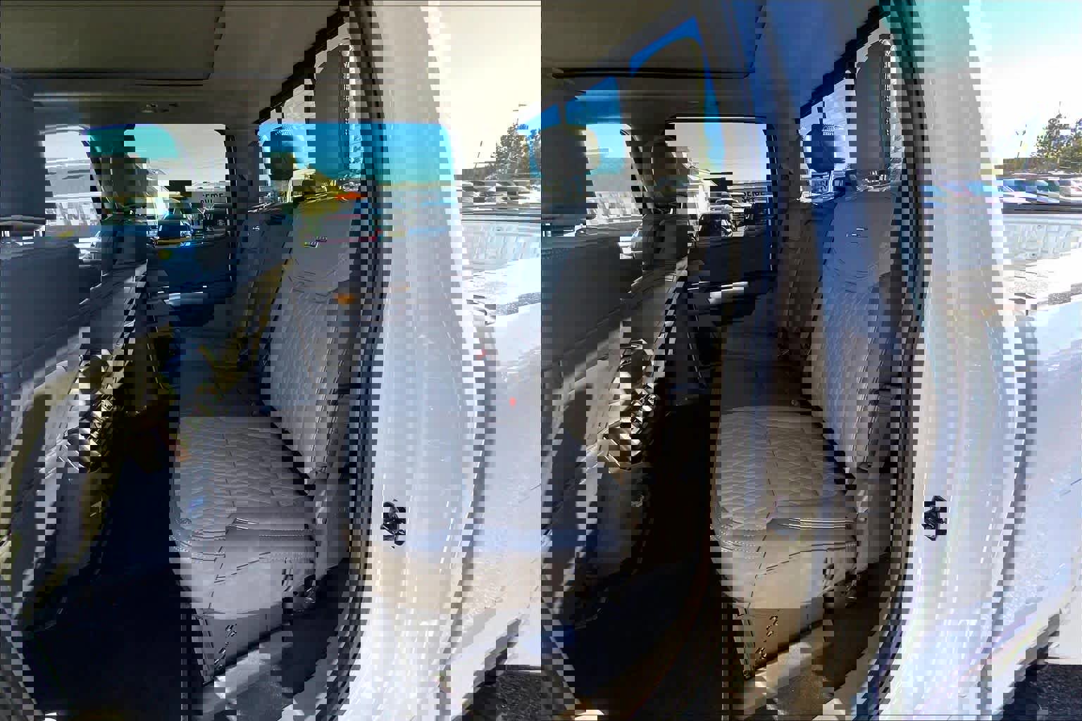 Certified 2025 Ford F350 Platinum w/ Platinum Plus Package image 20