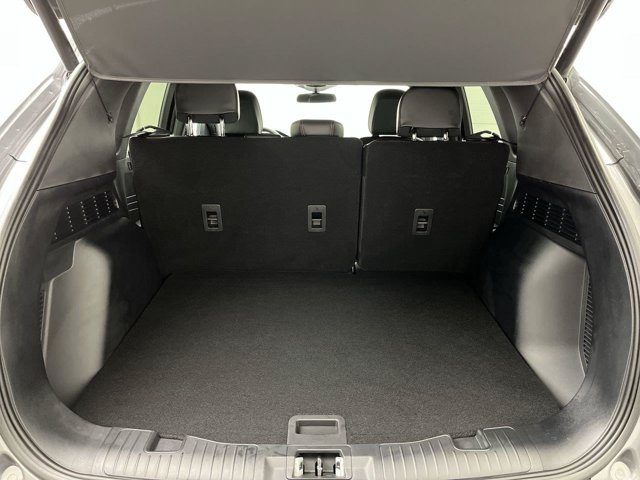 Certified 2025 Ford Escape ST-Line AWD/4WD image 26