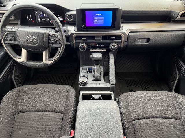 Used 2025 Toyota 4Runner SR5 AWD/4WD image 9