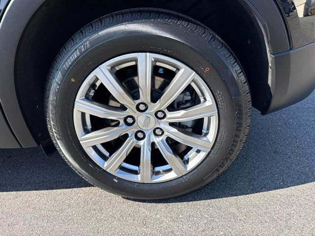 Used 2023 Cadillac XT4 Premium Luxury FWD image 9