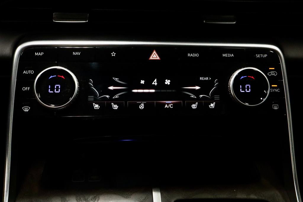 Used 2022 Genesis GV80 2.5T w/ Prestige Package 04 AWD/4WD image 32
