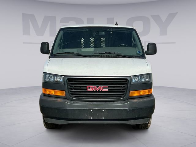 Used 2023 GMC Savana 3500 Extended w/ Driver Convenience Package image 3