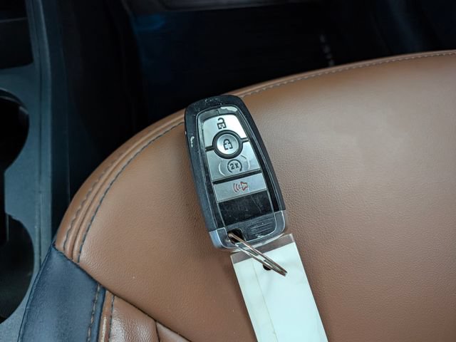 Certified 2024 Ford Maverick Lariat w/ FX4 Off-Road Package AWD/4WD image 30