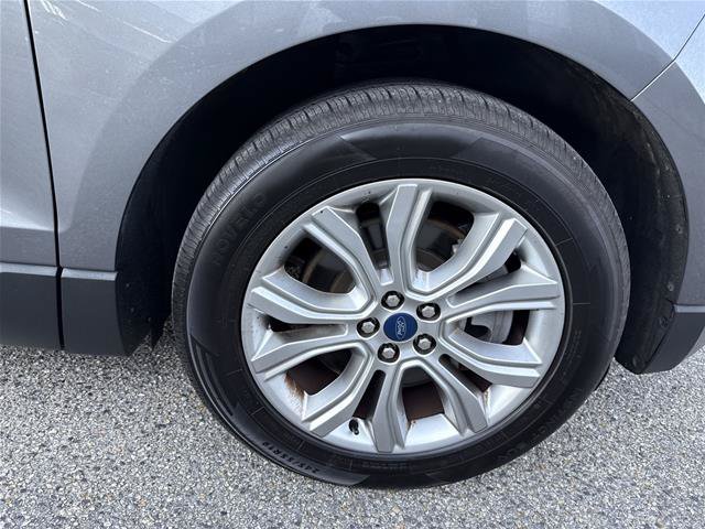 Certified 2022 Ford Edge Titanium AWD/4WD image 16