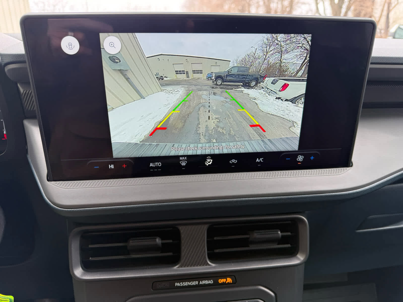 Certified 2025 Ford Maverick XL image 23