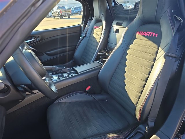 Used 2019 FIAT 124 Spider Abarth w/ Navigation & Sound Group image 11