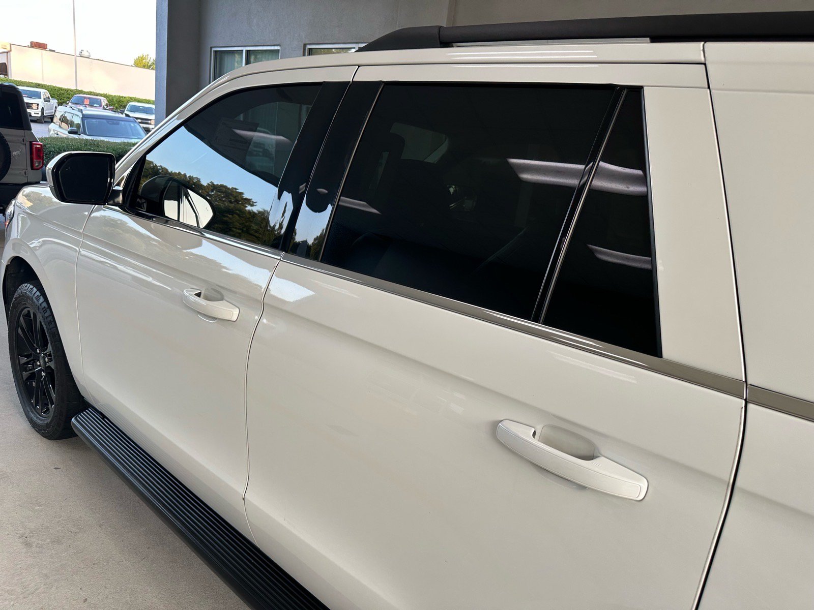 Certified 2024 Ford Expedition XLT RWD image 12
