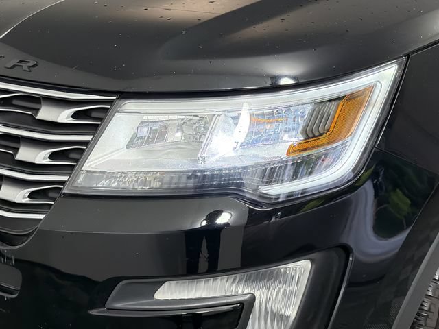Certified 2017 Ford Explorer Limited FWD image 20