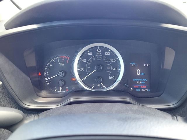 Used 2021 Toyota Corolla LE image 22