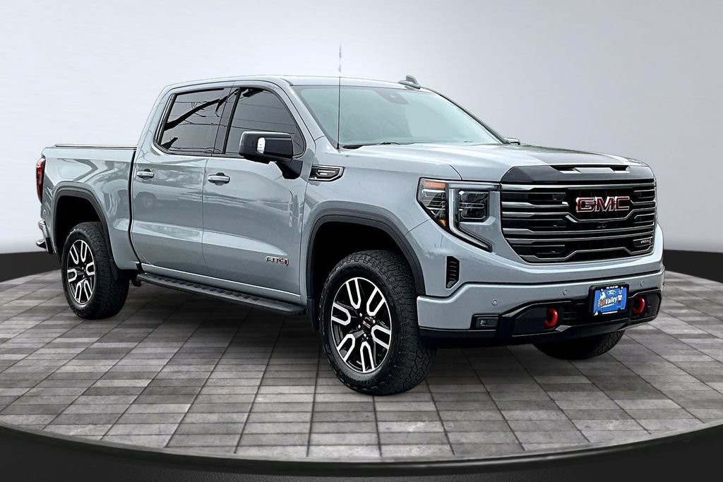 Used 2025 GMC Sierra 1500 AT4 w/ AT4 Premium Package AWD/4WD image 1