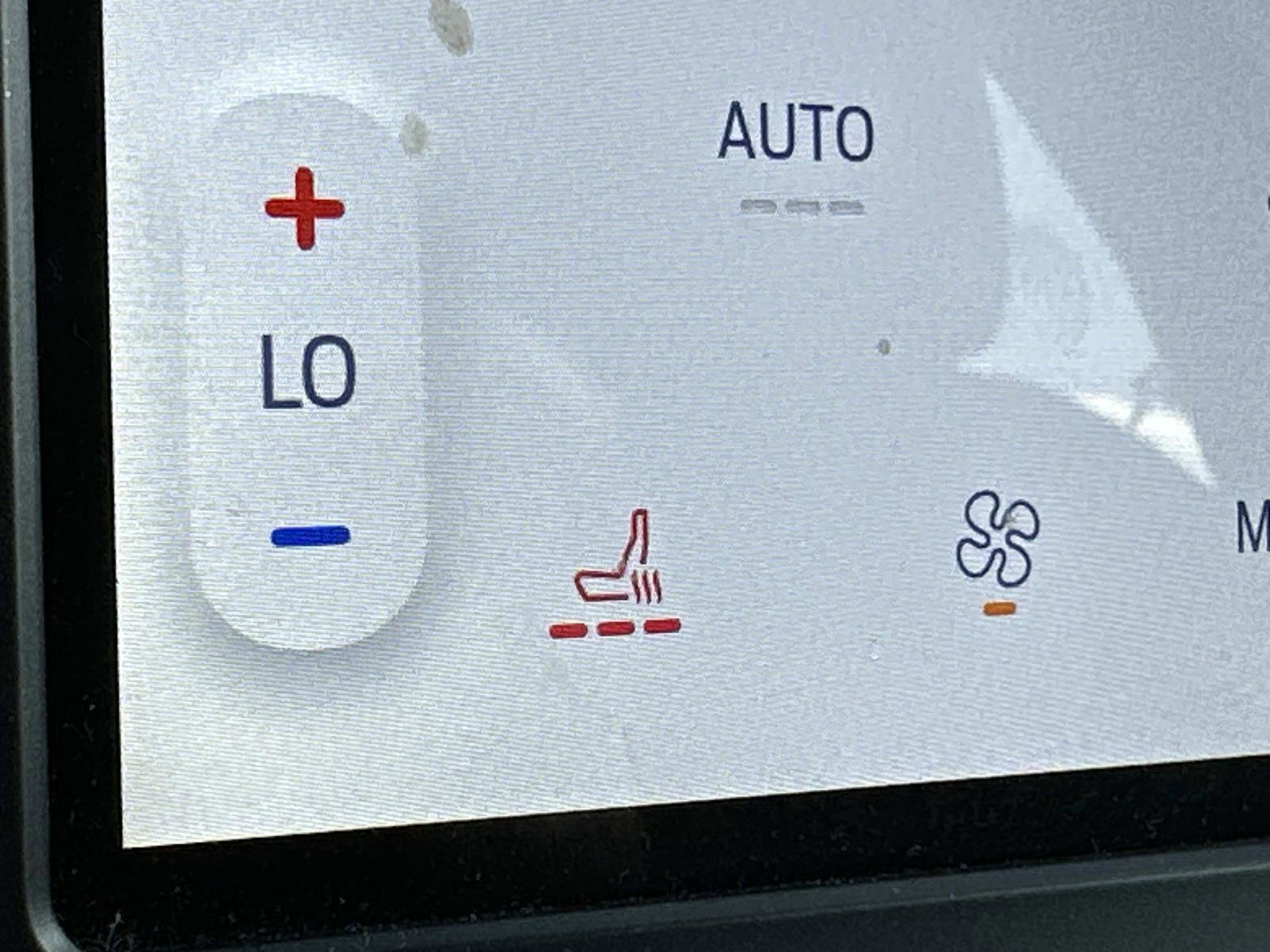 Certified 2024 Ford Edge SEL image 21