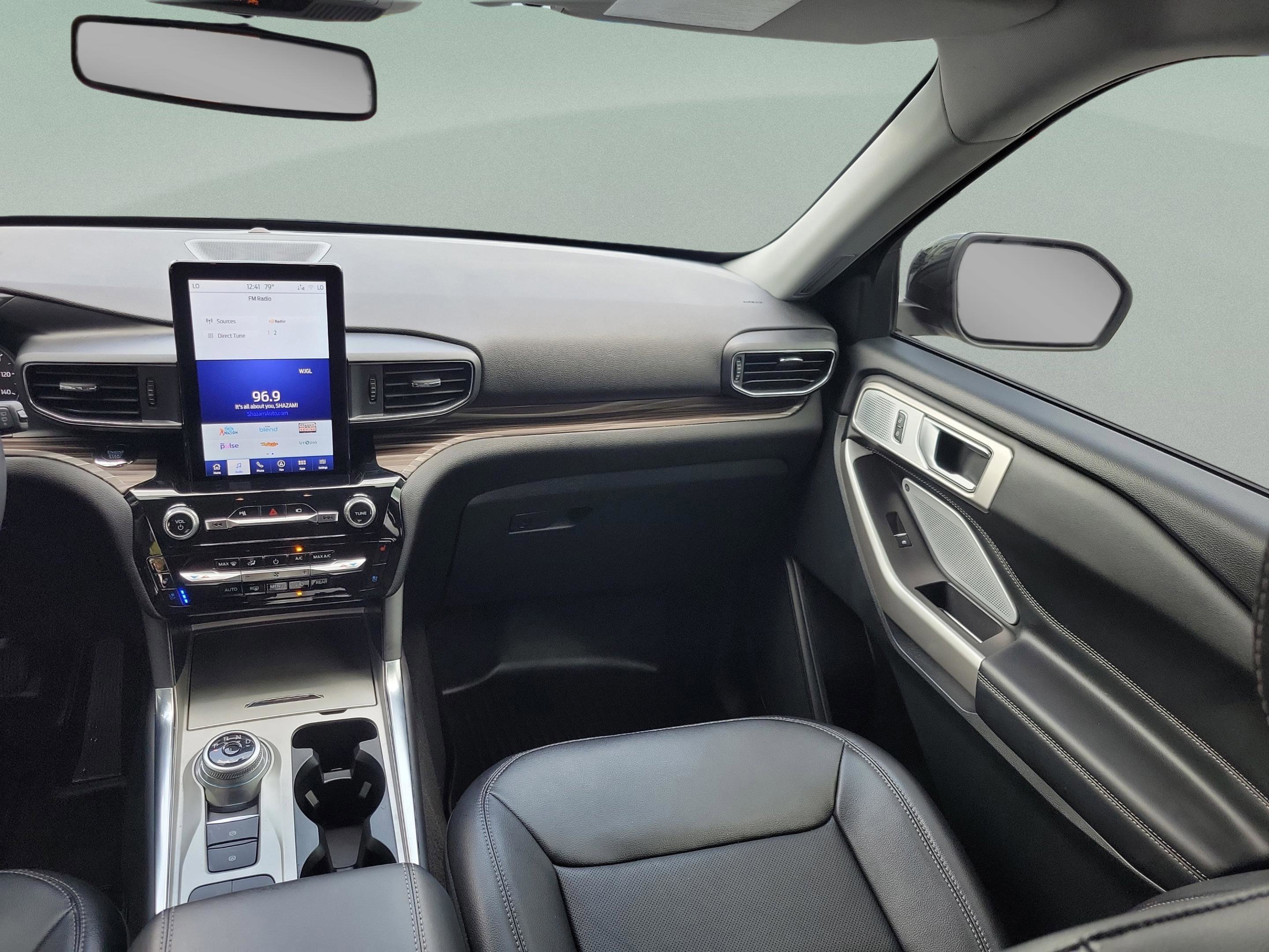 Certified 2023 Ford Explorer Limited w/ Limited Technology Package RWD image 7