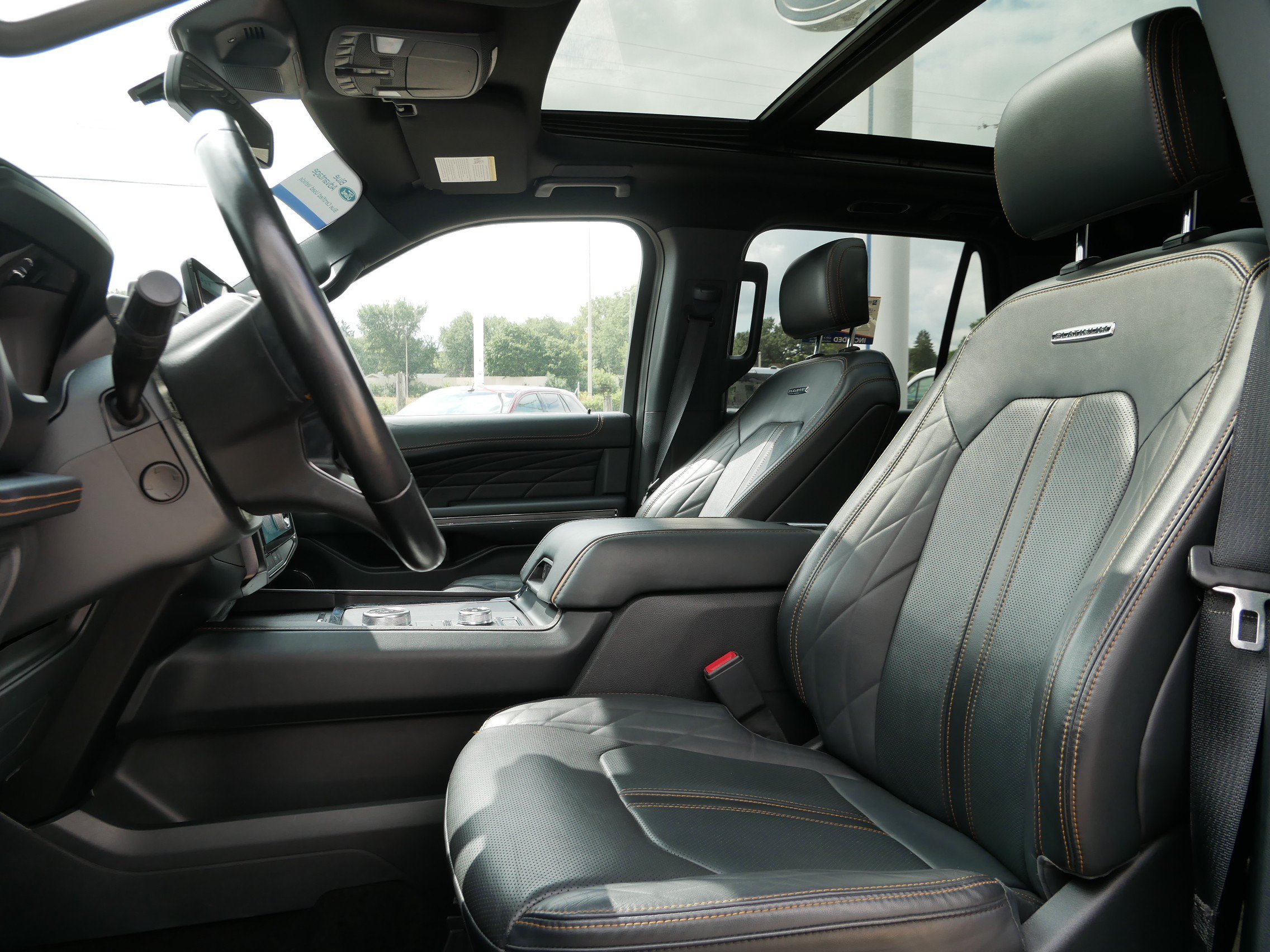 Certified 2023 Ford Expedition Max Platinum AWD/4WD image 6
