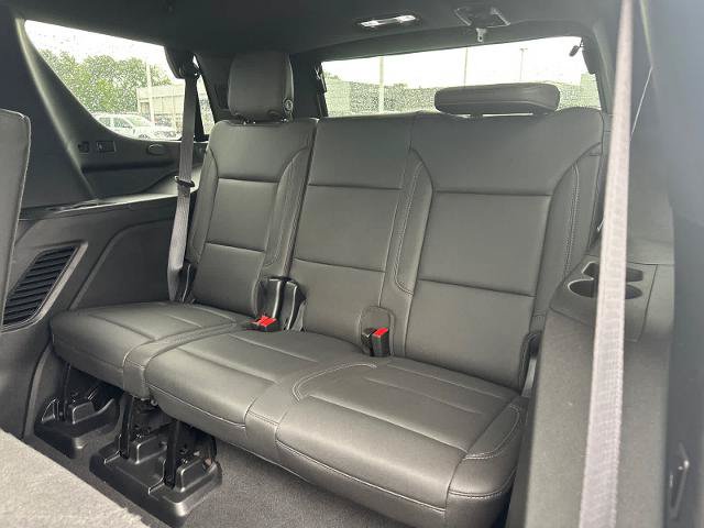 Used 2023 Chevrolet Tahoe Z71 w/ Z71 Off-Road Package AWD/4WD image 33