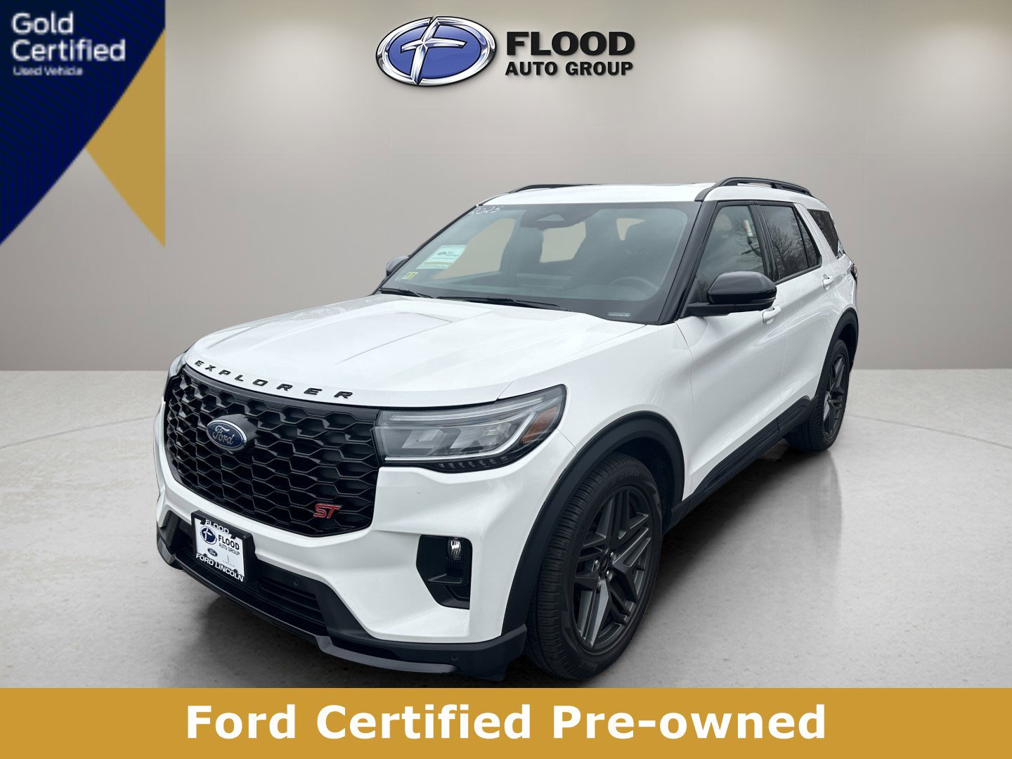 Certified 2025 Ford Explorer ST AWD/4WD image 3