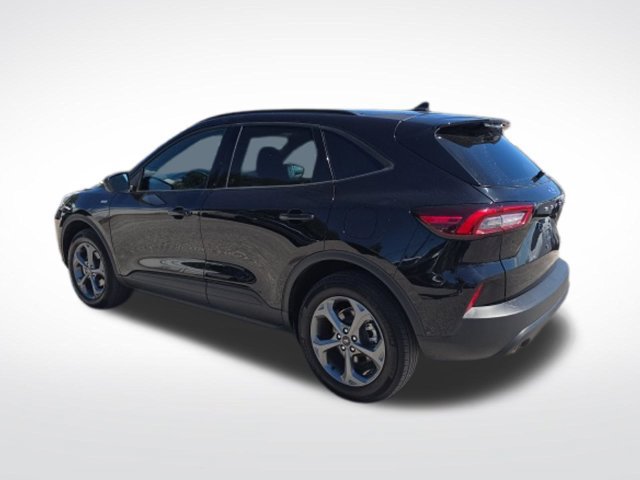 Certified 2025 Ford Escape ST-Line AWD/4WD image 5