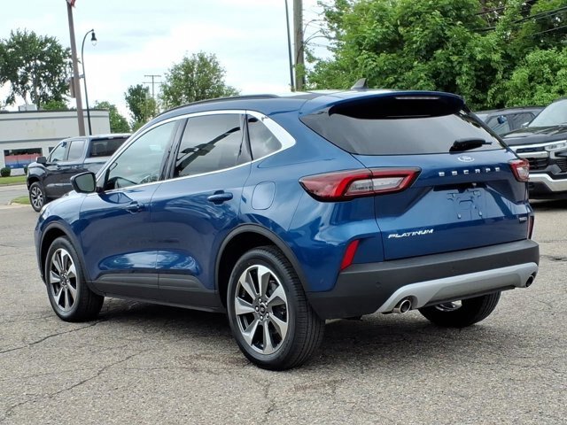 Certified 2023 Ford Escape Platinum w/ Premium Technology Package AWD/4WD image 2