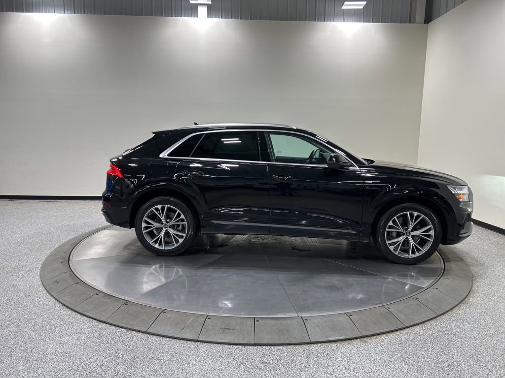 Used 2023 Audi Q8 Premium Plus AWD/4WD image 6