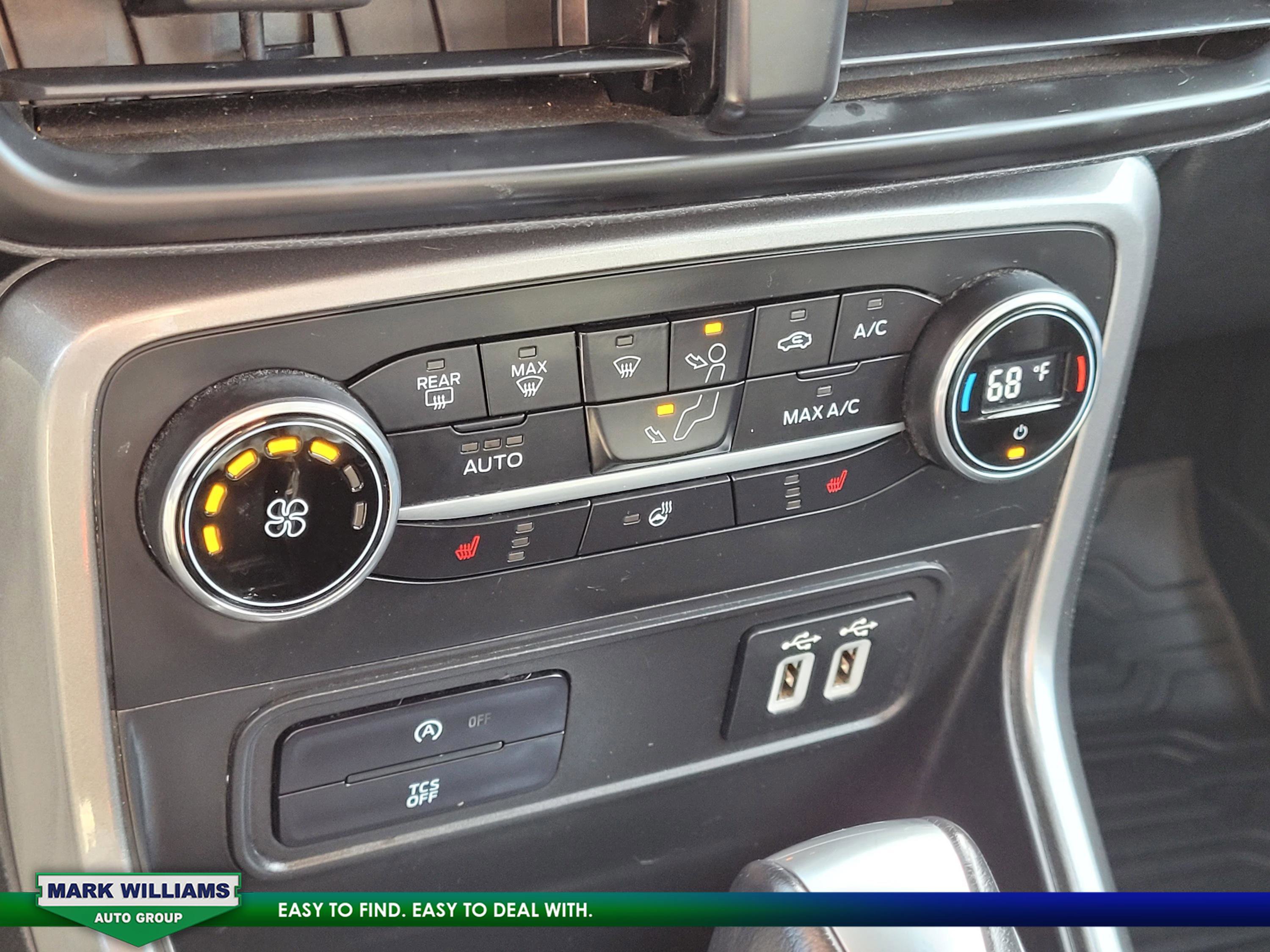 Certified 2022 Ford EcoSport SES image 22