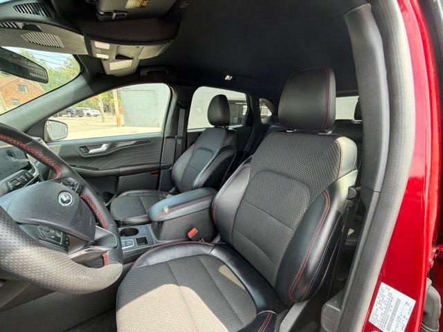 Certified 2024 Ford Escape ST-Line w/ Tech Pack #1 AWD/4WD image 14