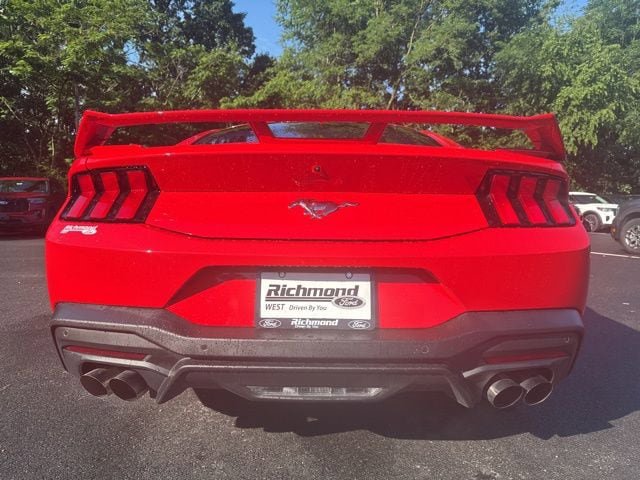 Certified 2025 Ford Mustang Premium RWD image 4
