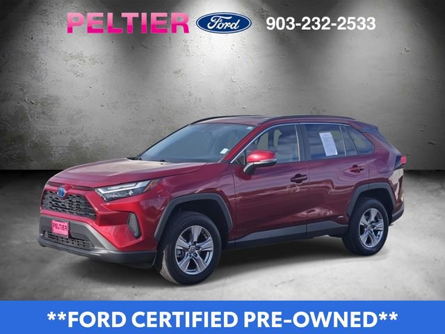 Used 2022 Toyota RAV4 XLE image 3