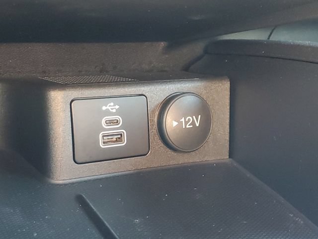 Certified 2024 Ford Escape ST-Line Select w/ Tech Pack #1 AWD/4WD image 22