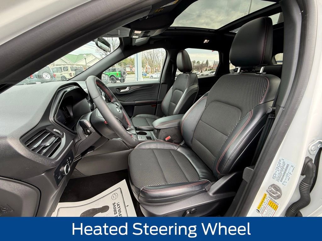Certified 2024 Ford Escape ST-Line w/ Tech Pack #1 image 7