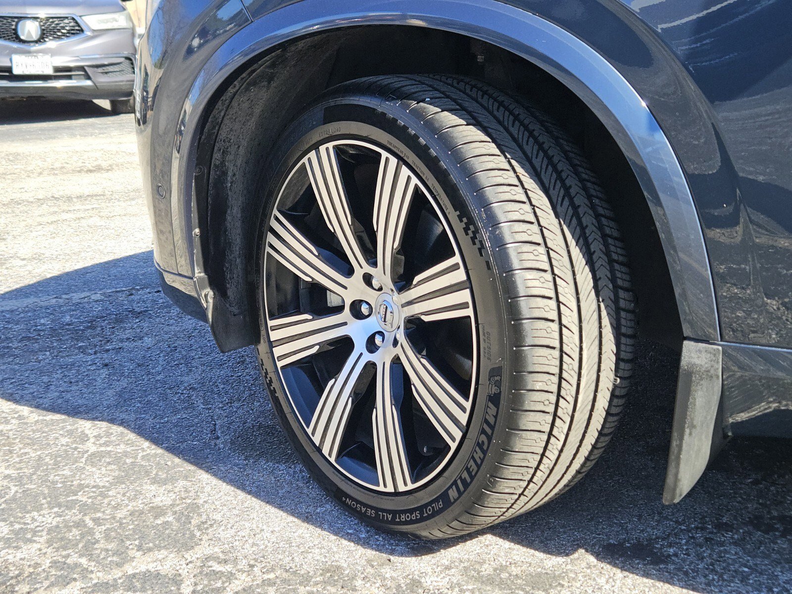 Used 2020 Volvo XC90 T6 Inscription w/ Protection Package Premier image 32