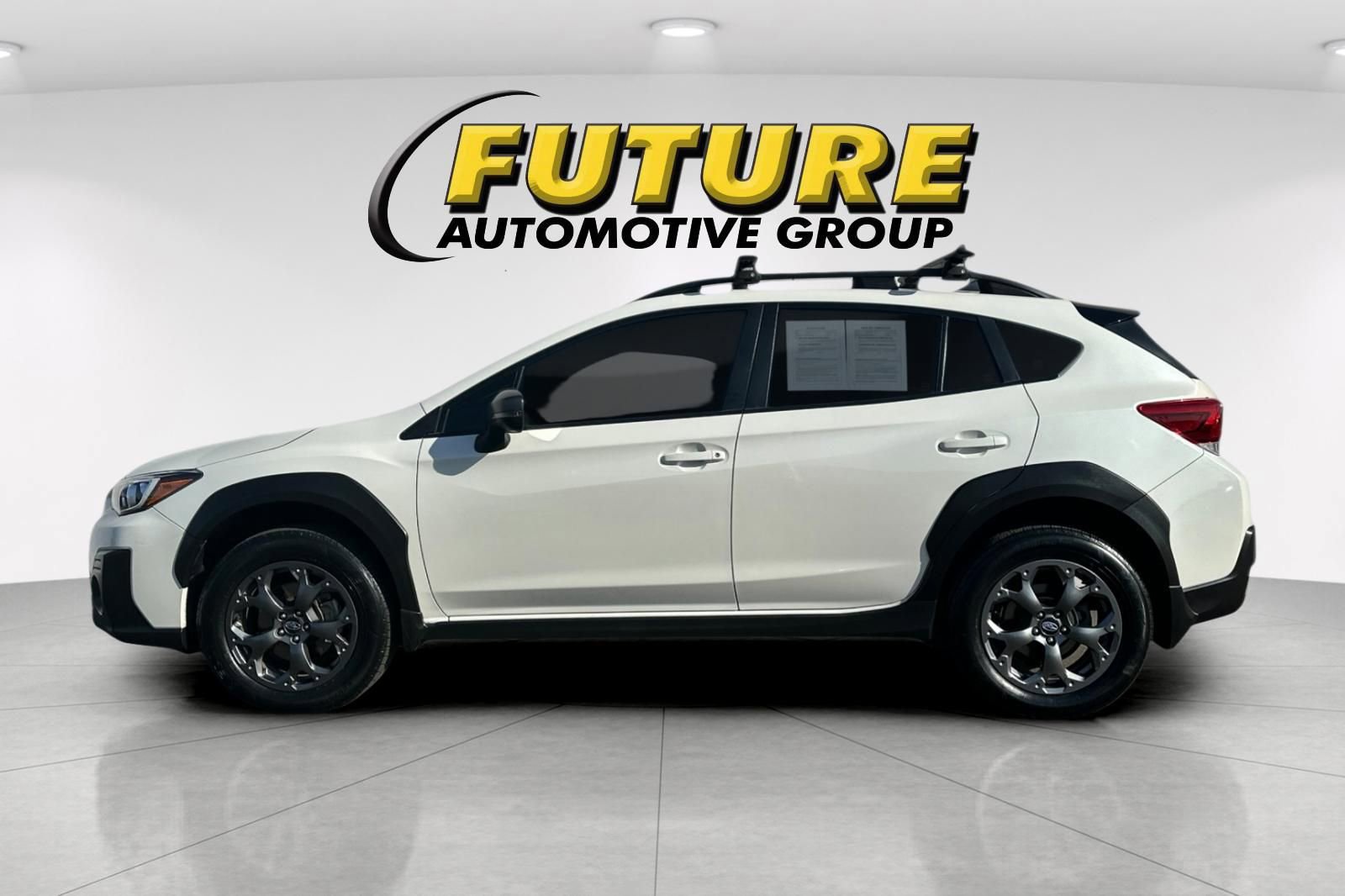 Used 2022 Subaru Crosstrek 2.5i Sport w/ Moonroof Package image 2