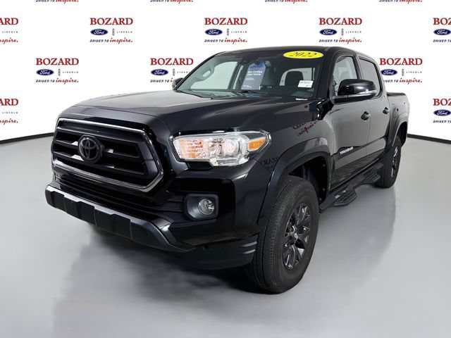 Used 2022 Toyota Tacoma SR5 w/ Technology Package RWD image 4