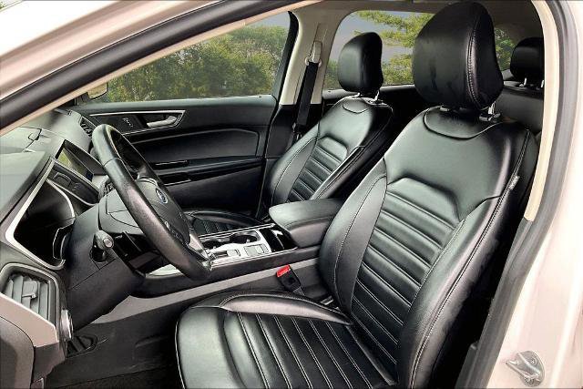 Certified 2019 Ford Edge SEL w/ Equipment Group 201A AWD/4WD image 24