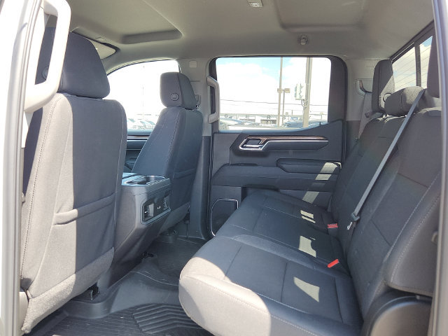 Used 2026 Chevrolet Silverado 1500 LT Trail Boss w/ Convenience Package II AWD/4WD image 9