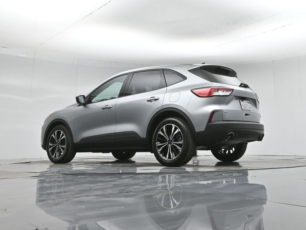 Certified 2022 Ford Escape SE w/ SE Sport Appearance Package image 19