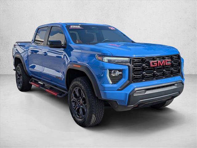 Used 2025 GMC Canyon Elevation AWD/4WD image 3